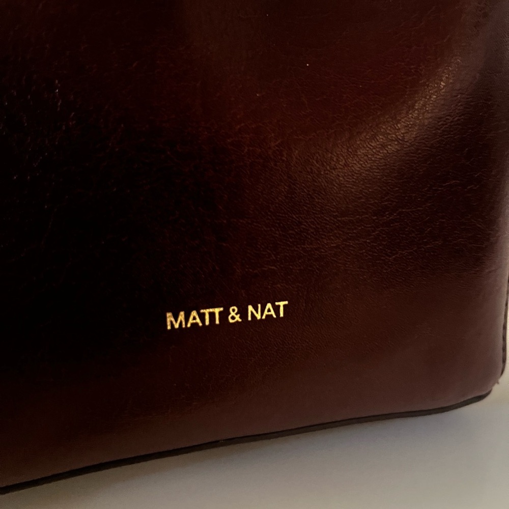 Matt & Nat Burgundy Bucket Bag - Picture 9 of 9